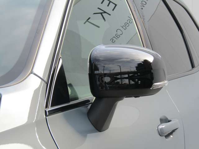 ボルボ ＸＣ６０ Ｂ６ ＡＷＤ Ｒデザイン ４ＷＤ R3年 (関東) 99