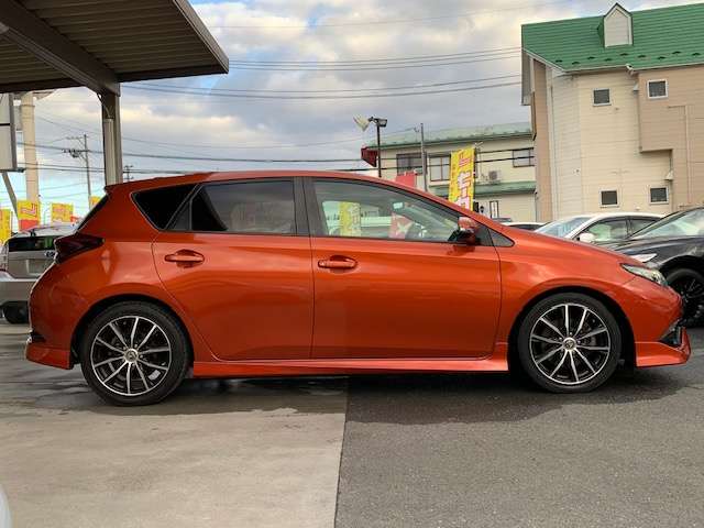 トヨタ オーリス １．８ ＲＳ H27年 (東北) 99