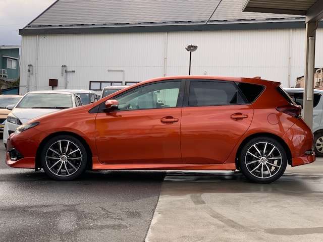 トヨタ オーリス １．８ ＲＳ H27年 (東北) 99