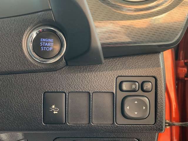 トヨタ オーリス １．８ ＲＳ H27年 (東北) 99