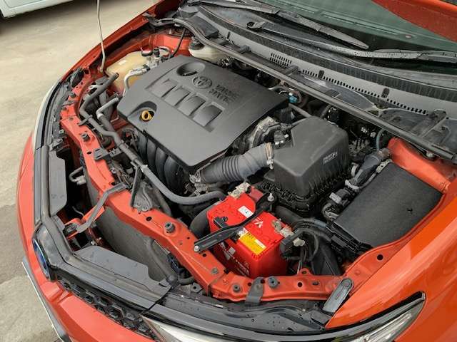 トヨタ オーリス １．８ ＲＳ H27年 (東北) 99