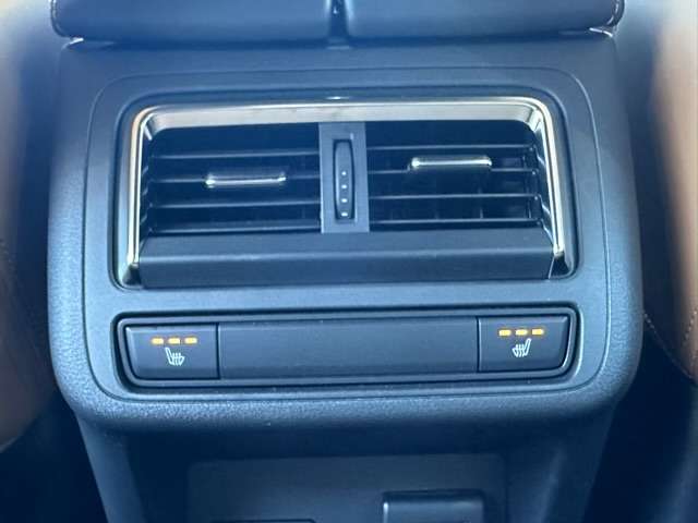 マツダ ＣＸ−６０ ３．３ ＸＤハイブリッド プレミアム スポーツ ディーゼルターボ ４ＷＤ R4年 (東海) 99