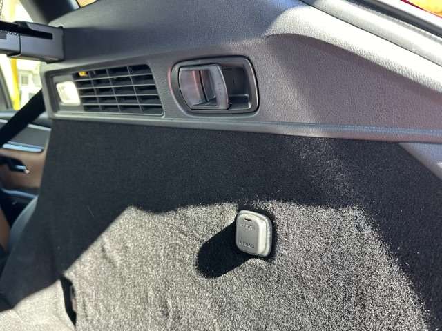 マツダ ＣＸ−６０ ３．３ ＸＤハイブリッド プレミアム スポーツ ディーゼルターボ ４ＷＤ R4年 (東海) 99