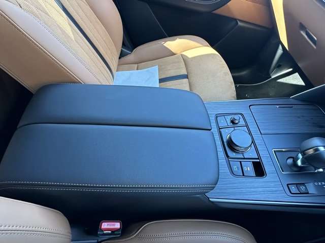 マツダ ＣＸ−６０ ３．３ ＸＤハイブリッド プレミアム スポーツ ディーゼルターボ ４ＷＤ R4年 (東海) 99