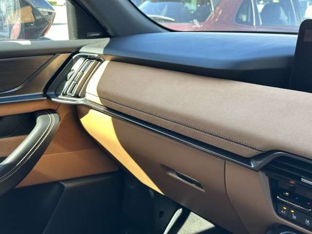 マツダ ＣＸ−６０ ３．３ ＸＤハイブリッド プレミアム スポーツ ディーゼルターボ ４ＷＤ R4年 (東海) 99