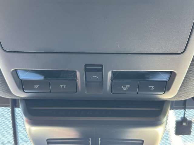 マツダ ＣＸ−６０ ３．３ ＸＤハイブリッド プレミアム スポーツ ディーゼルターボ ４ＷＤ R4年 (東海) 99