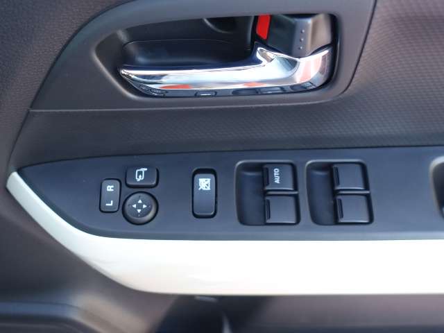 スズキ クロスビー １．０ ハイブリッド ＭＺ R5年 (東海) 99