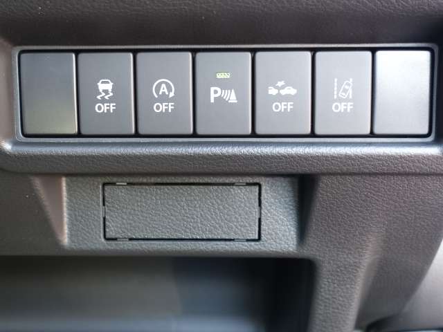 スズキ クロスビー １．０ ハイブリッド ＭＺ R5年 (東海) 99