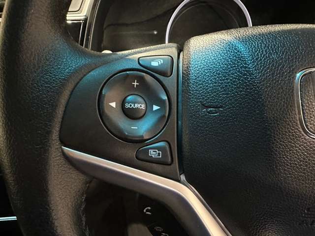 ホンダ シャトル １．５ ハイブリッド Ｘ ホンダセンシング R1年 (近畿) 99