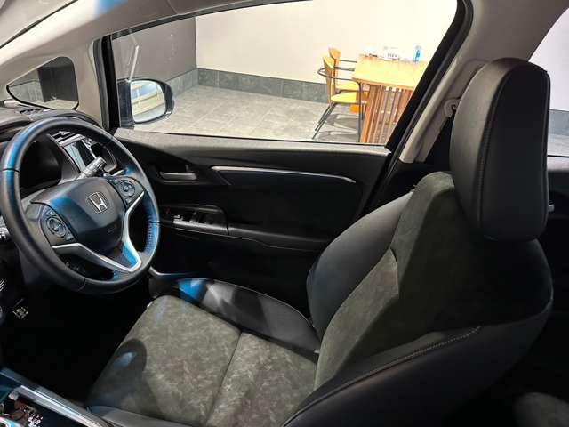 ホンダ シャトル １．５ ハイブリッド Ｘ ホンダセンシング R1年 (近畿) 99