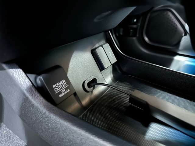 ホンダ シャトル １．５ ハイブリッド Ｘ ホンダセンシング R1年 (近畿) 99