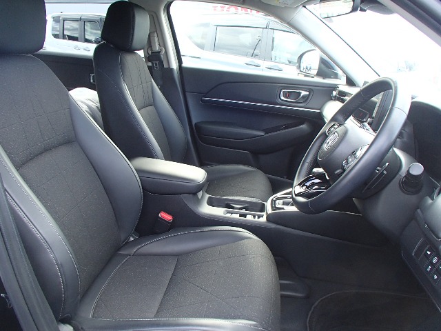 ホンダ ヴェゼル １．５ Ｅ：ＨＥＶ Ｚ R3年 (東北) 99