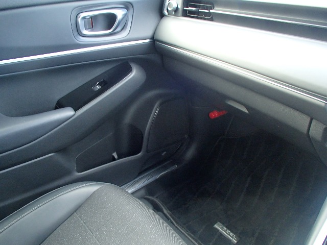 ホンダ ヴェゼル １．５ Ｅ：ＨＥＶ Ｚ R3年 (東北) 99