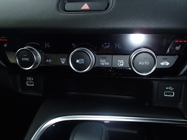 ホンダ ヴェゼル １．５ Ｅ：ＨＥＶ Ｚ R3年 (東北) 99