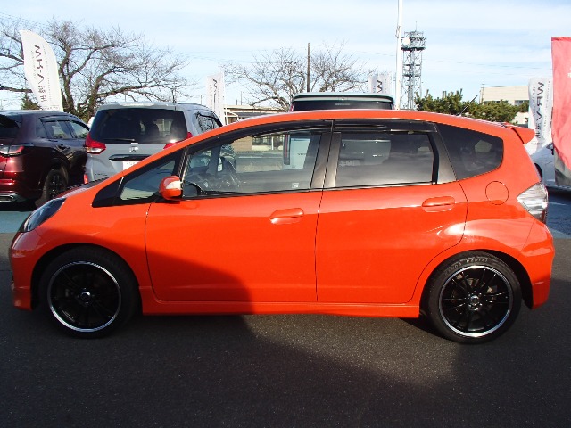 ホンダ フィット １．５ ＲＳ H23年 (東北) 99
