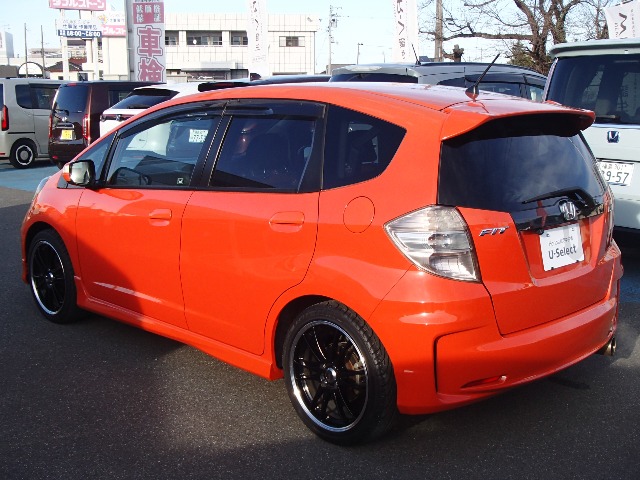 ホンダ フィット １．５ ＲＳ H23年 (東北) 99