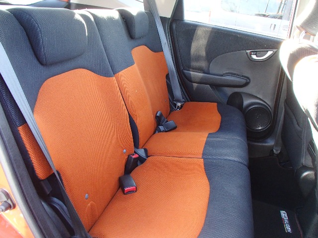 ホンダ フィット １．５ ＲＳ H23年 (東北) 99