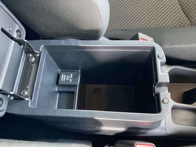 三菱 ＲＶＲ １．８ Ｍ ４ＷＤ H26年 (東北) 99