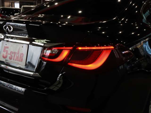 日産 フーガ ２．５ ２５０ＧＴ Ａパッケージ H29年 (関東) 99