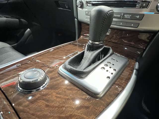 日産 フーガ ２．５ ２５０ＧＴ Ａパッケージ H29年 (関東) 99