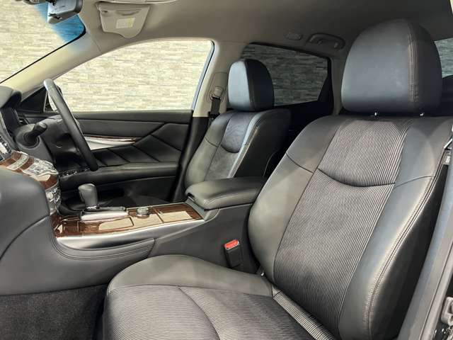 日産 フーガ ２．５ ２５０ＧＴ Ａパッケージ H29年 (関東) 99