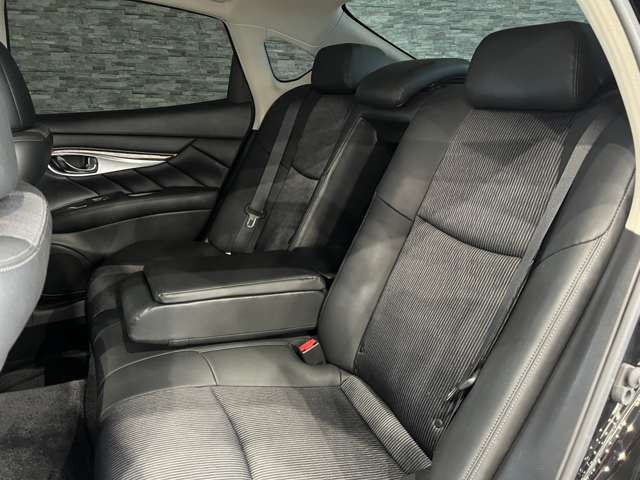 日産 フーガ ２．５ ２５０ＧＴ Ａパッケージ H29年 (関東) 99