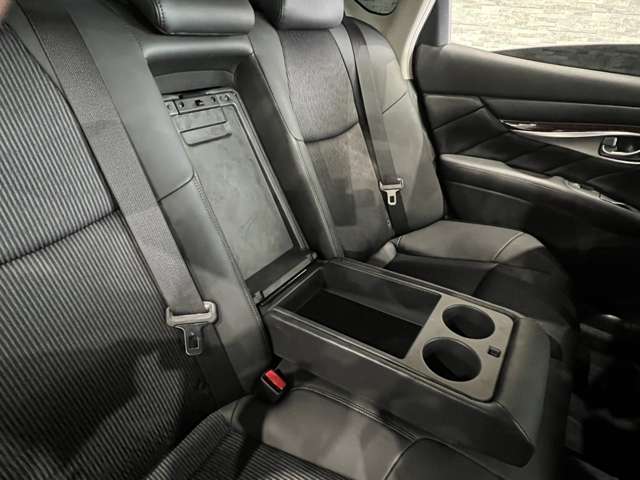 日産 フーガ ２．５ ２５０ＧＴ Ａパッケージ H29年 (関東) 99