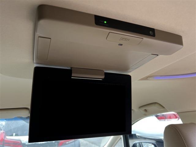 トヨタ アルファード　ハイブリッド ハイブリッド ２．５ Ｇ Ｅ－ＦＯＵＲ ４ＷＤ H27年 (関東) 99