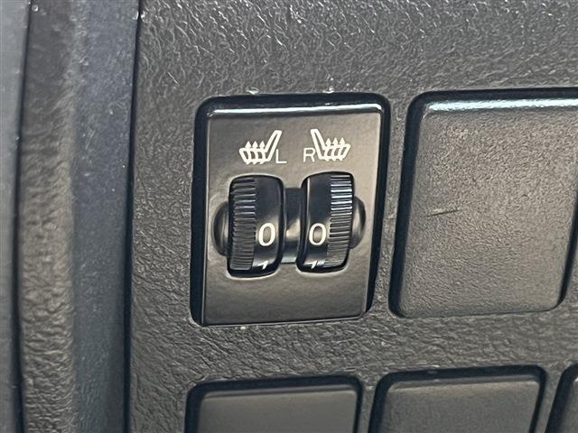 トヨタ アルファード　ハイブリッド ハイブリッド ２．５ Ｇ Ｅ－ＦＯＵＲ ４ＷＤ H27年 (関東) 99