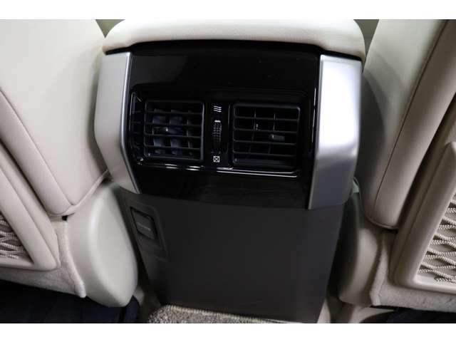 トヨタ ランドクルーザープラド ２．７ ＴＸ Ｌパッケージ ４ＷＤ R5年 (東海) 99