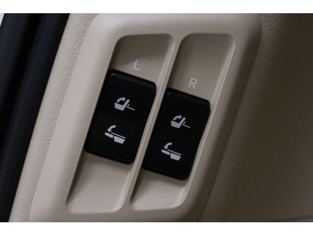 トヨタ ランドクルーザープラド ２．７ ＴＸ Ｌパッケージ ４ＷＤ R5年 (東海) 99