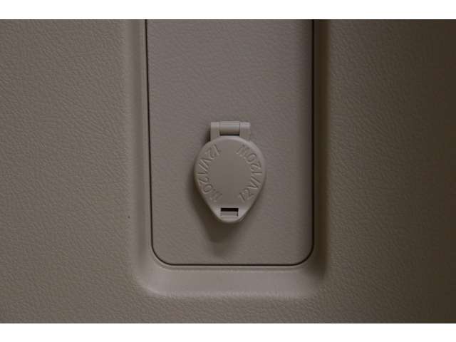 トヨタ ランドクルーザープラド ２．７ ＴＸ Ｌパッケージ ４ＷＤ R5年 (東海) 99