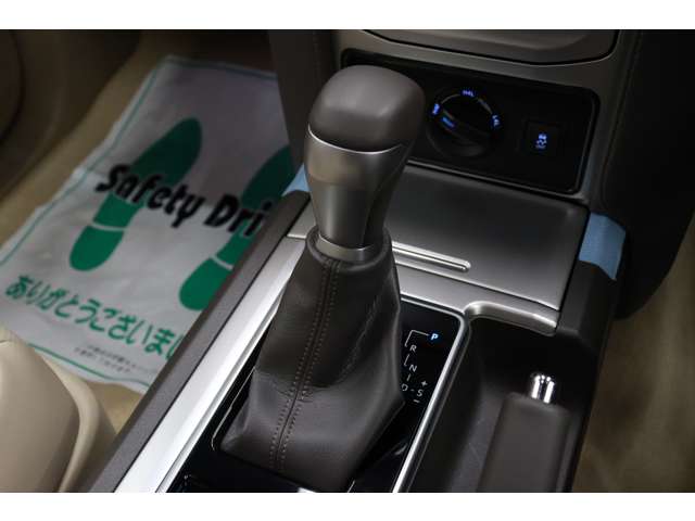 トヨタ ランドクルーザープラド ２．７ ＴＸ Ｌパッケージ ４ＷＤ R5年 (東海) 99