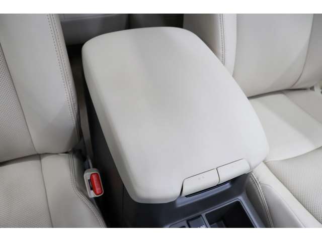 トヨタ ランドクルーザープラド ２．７ ＴＸ Ｌパッケージ ４ＷＤ R5年 (東海) 99