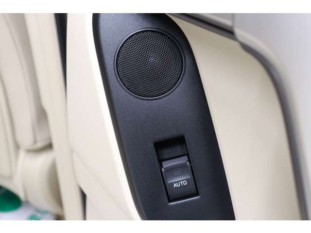 トヨタ ランドクルーザープラド ２．７ ＴＸ Ｌパッケージ ４ＷＤ R5年 (東海) 99