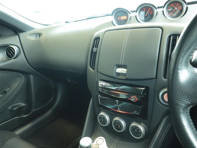 日産 フェアレディＺ ３．７ H23年 (関東) 99