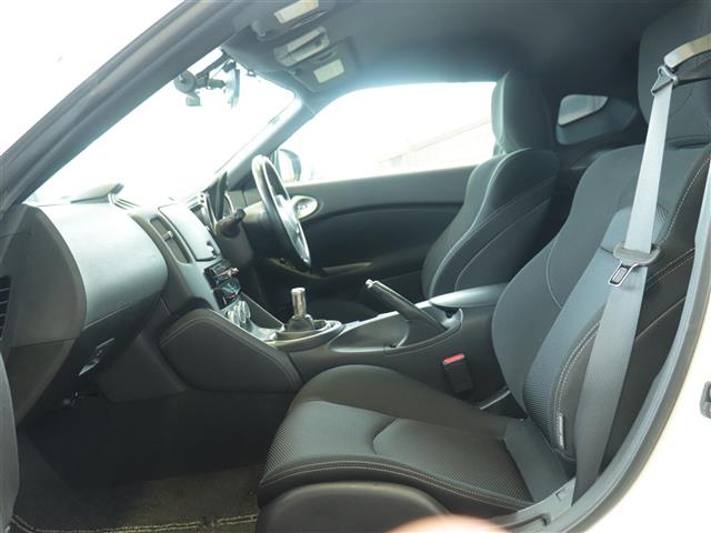 日産 フェアレディＺ ３．７ H23年 (関東) 99