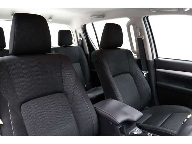 トヨタ ハイラックス ２．４ Ｚ ディーゼルターボ ４ＷＤ R5年 (東海) 99