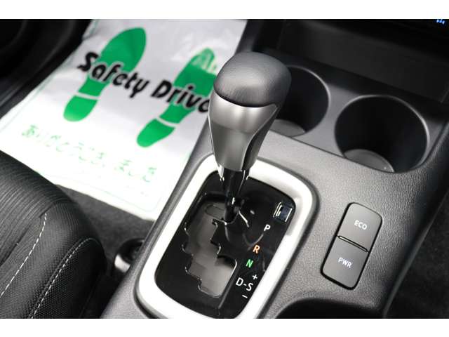 トヨタ ハイラックス ２．４ Ｚ ディーゼルターボ ４ＷＤ R5年 (東海) 99