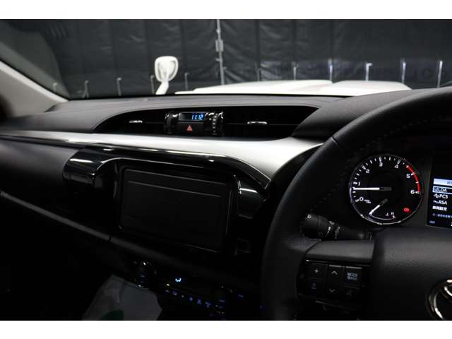 トヨタ ハイラックス ２．４ Ｚ ディーゼルターボ ４ＷＤ R5年 (東海) 99