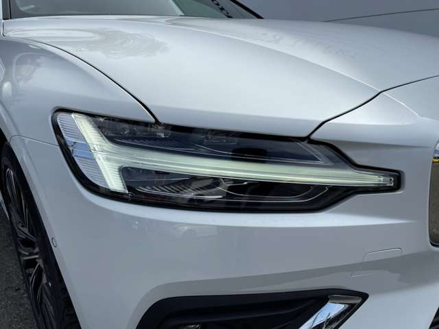 ボルボ Ｖ６０ アルティメット　Ｂ４ R5年 (東北) 99