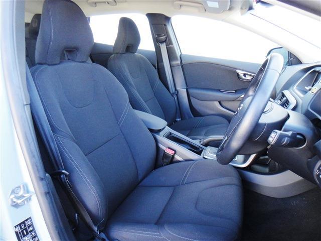 ボルボ Ｖ４０ Ｔ２　ナビエディション H30年 (東北) 99