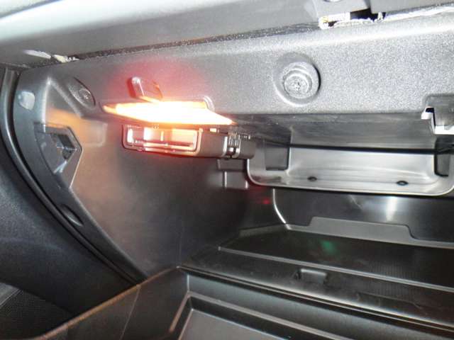 ボルボ Ｖ４０ Ｔ２　ナビエディション H30年 (東北) 99