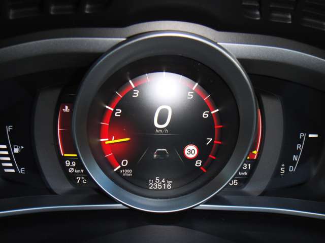 ボルボ Ｖ４０ Ｔ２　ナビエディション H30年 (東北) 99