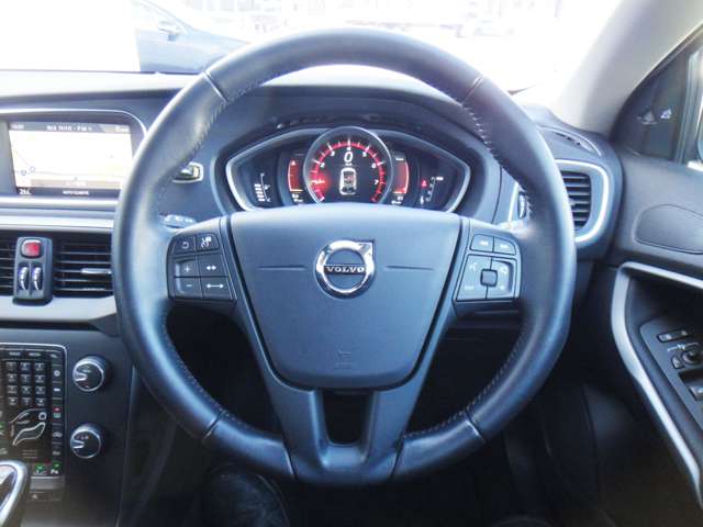 ボルボ Ｖ４０ Ｔ２　ナビエディション H30年 (東北) 99