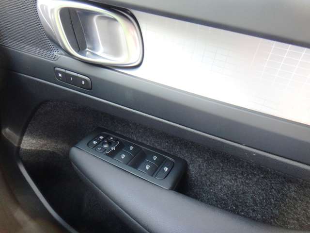 ボルボ ＸＣ４０ プラス　Ｂ３ R5年 (東北) 99