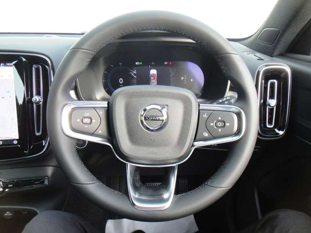 ボルボ ＸＣ４０ プラス　Ｂ３ R5年 (東北) 99