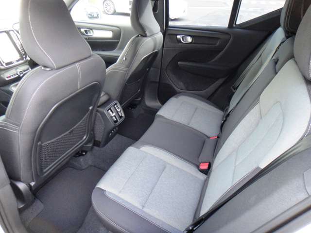 ボルボ ＸＣ４０ プラス　Ｂ３ R5年 (東北) 99