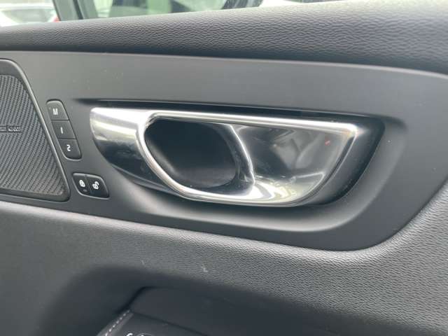 ボルボ ＸＣ６０ Ｄ４ ＡＷＤ インスクリプション ディーゼルターボ ４ＷＤ R2年 (東北) 99