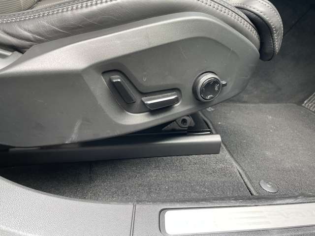 ボルボ ＸＣ６０ Ｄ４ ＡＷＤ インスクリプション ディーゼルターボ ４ＷＤ R2年 (東北) 99